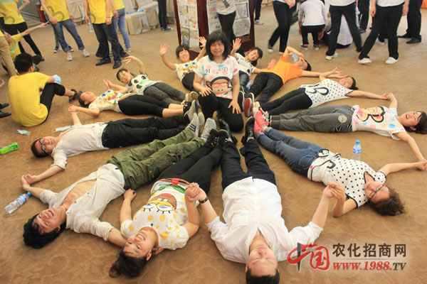 �]������������ֻ�������F�