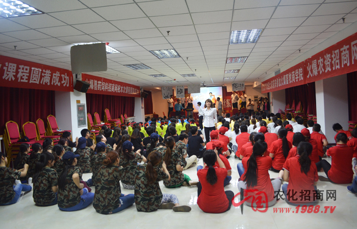 ͻ���������l(f��)�F(xi��n)�挍���Լ�