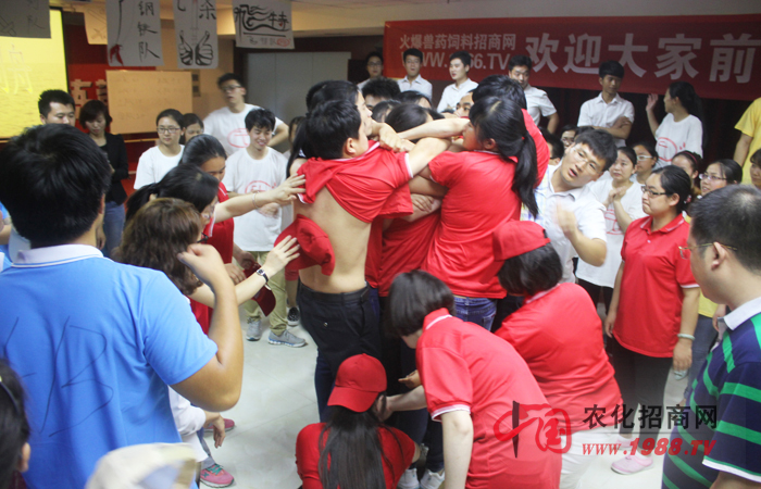 ͻ����������׃�Լ��������ӻ���չӖ(x��n)���и�