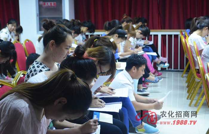 �ж�������һ�΄e�_(k��i)������w�(y��n)