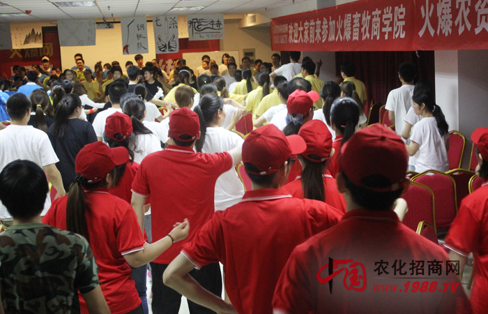 �đѸж����c��ͬ�У�