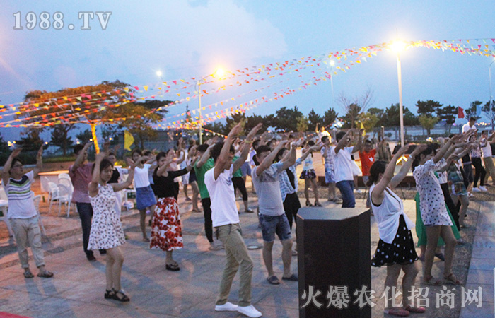 �����B�Ƹ�֮�� һ���f�߾��ߵ�����