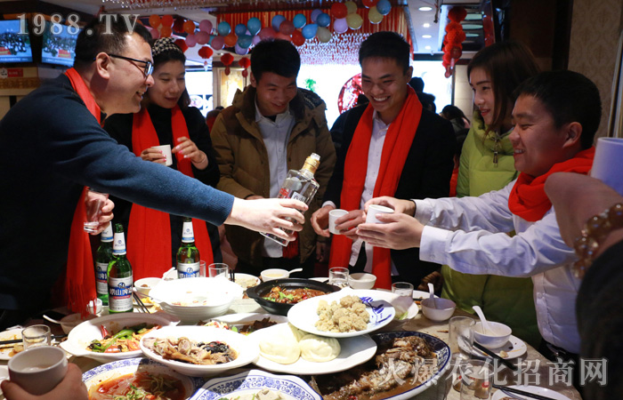 �ڻ�����Ҋ��һ�ӵ��Լ�