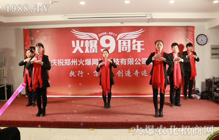 �𱬾�����һ·��ǰ