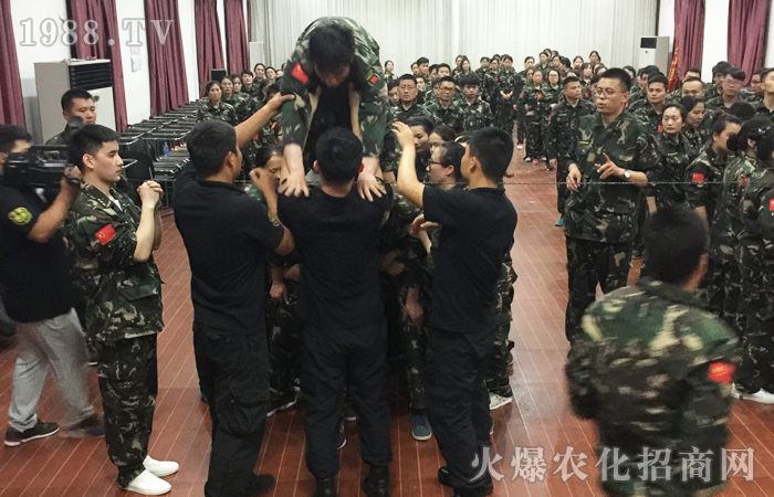 ��(d��ng)���X�� ͻ������