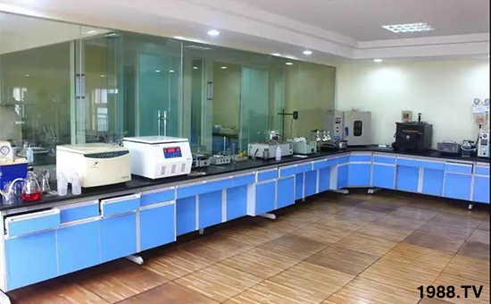 礦源黃腐酸鉀——精品肥！1公斤=8噸有機(jī)肥！新疆源頭直發(fā)?。?！