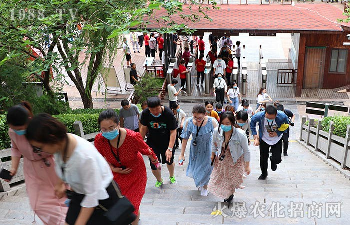 繼往開來(lái) 精神永恒