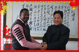 ��ɽ�|�����󻯡���ף���Ͽ͑�����옷��Ц�ڳ��_��