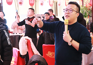 �𱬾W(w��ng)ȫ�w�T���R��һ�ù���ʢ����