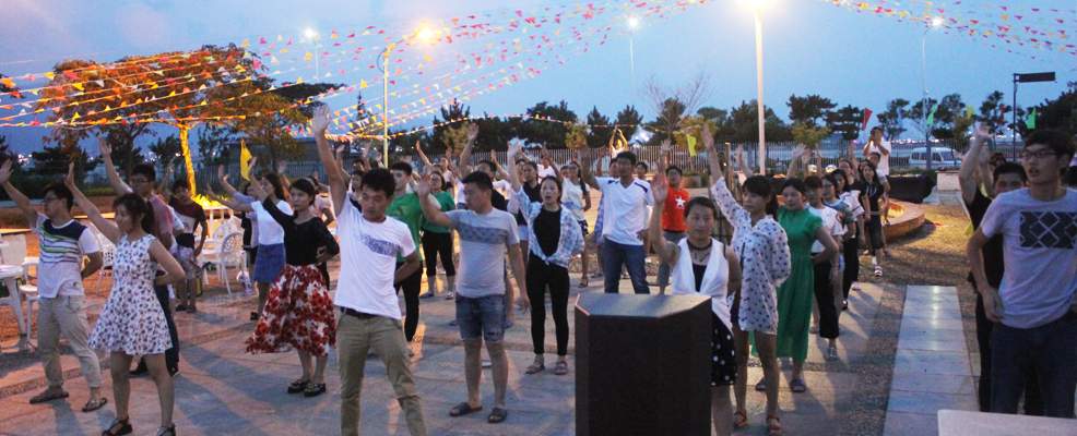 �����S���R�ۺ��I�V��(ch��ng)������֮����չ�����ˣ�