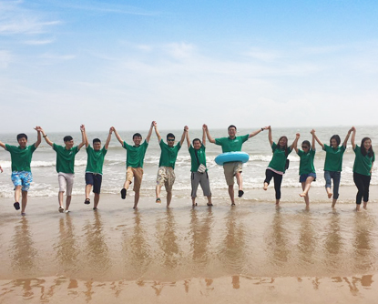 ��ɫ��Ϧ�����ÿ��(g��)����Ę���W�F(xi��n)���f��(y��n)��ʥ���Ĺ�â��