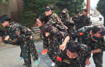 頑強拼搏，超越自我！