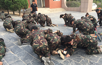 朋友一生一起走，那些日子不再有！