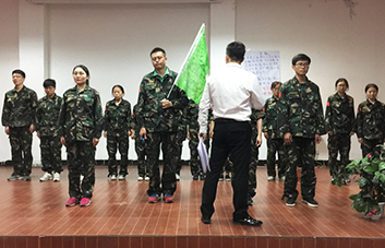 成王敗寇，再辣的青椒、再冷的冰水甘心承受！