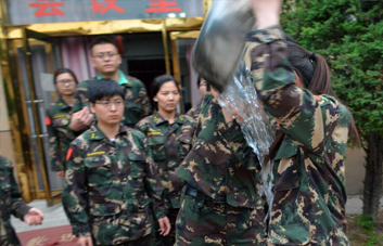 失敗并不可怕，可怕的是你失去面對失敗的勇氣！