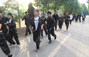 年輕沒有失敗，只要亮出風采！