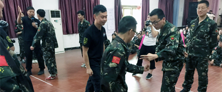 為榮譽，我們竭盡全力；為成功，我們奮爭秒息！