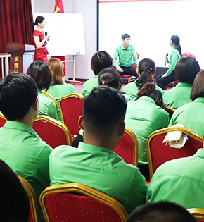 �����������ԶY���ˣ��𱬼��ˌW(xu��)�Yæ��