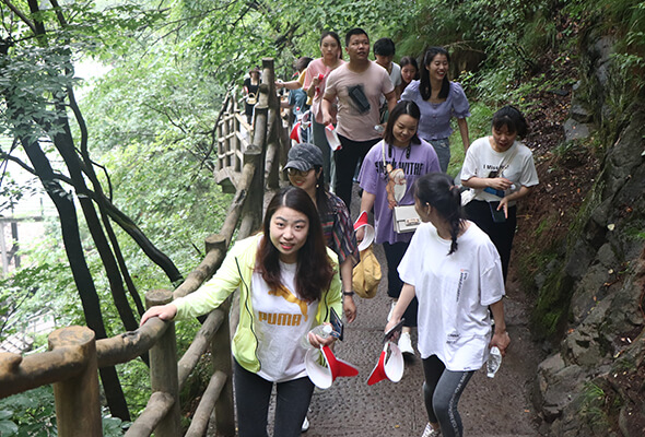 ���[��ɽ��ˮ��չ�����L(f��ng)�ɣ�