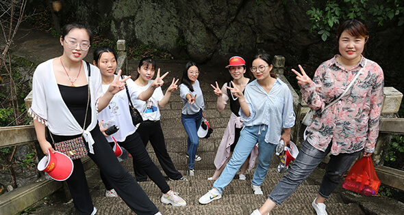 �S��̤��ǧɽ�fˮ���^ʯ�����p�w����