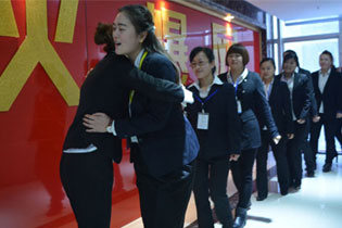 �µ�һ�����µ��_ʼ���𱬾W(w��ng)���(hu��)�����h(hu��n)��(ji��)��